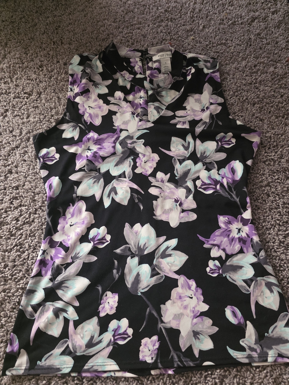 White House Black Market Black Floral Sleeveless Mock Neck Tank
